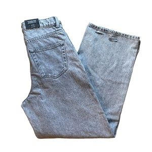 Super cute grey 90s baggy jeans
